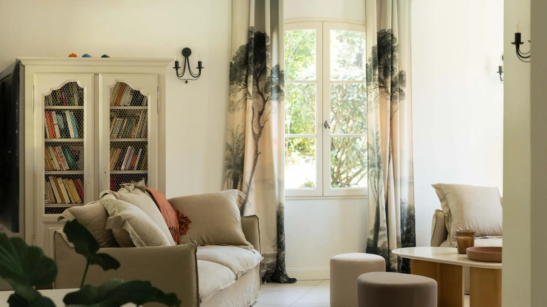 Villa Les Mimosas, Fayence 0*,